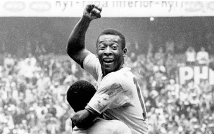 Maior jogador do mundo, Pelé morreu hoje (29/12/22) aos 82 anos